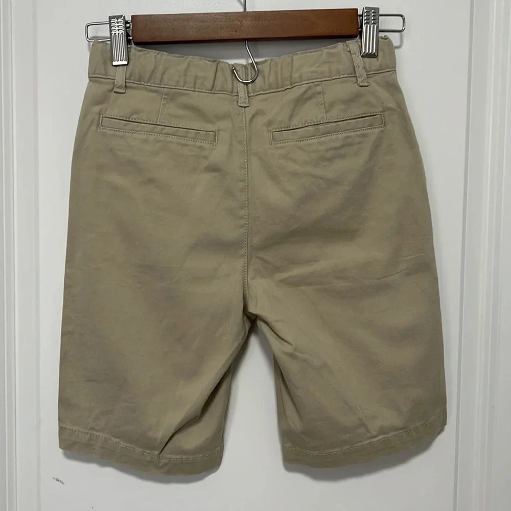 Children’s Place Boys khaki Uniform shorts size 8